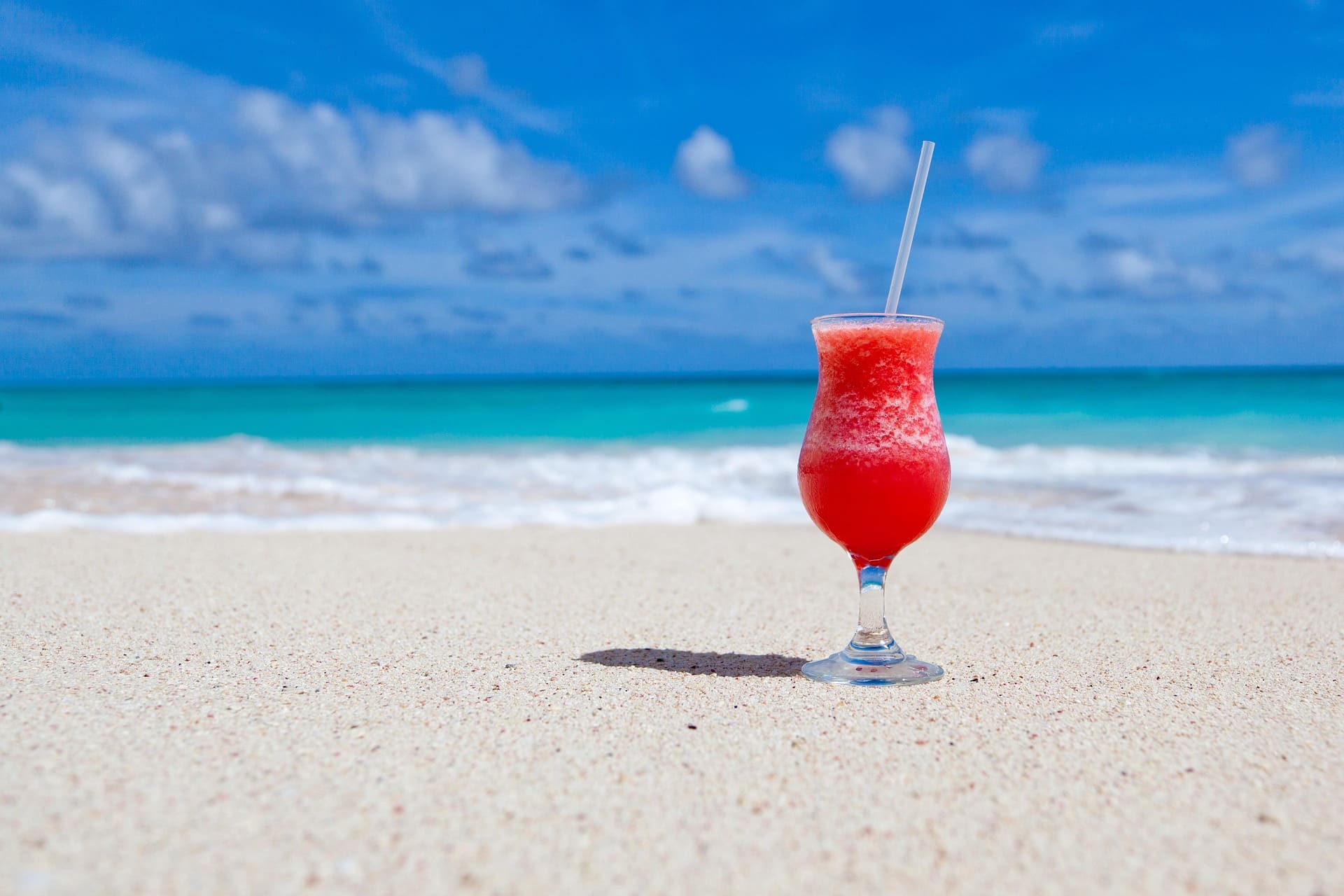 Pauschalurlaub am Strand Cocktail am Traumstrand - Pauschalurlaub günstig buchen auf Flugreisen.net